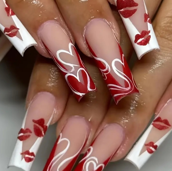 94) NWT Press-On Nails - Picture 1 of 4